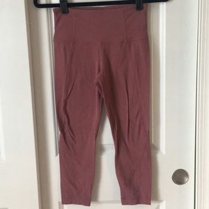 Athleta salutation capris